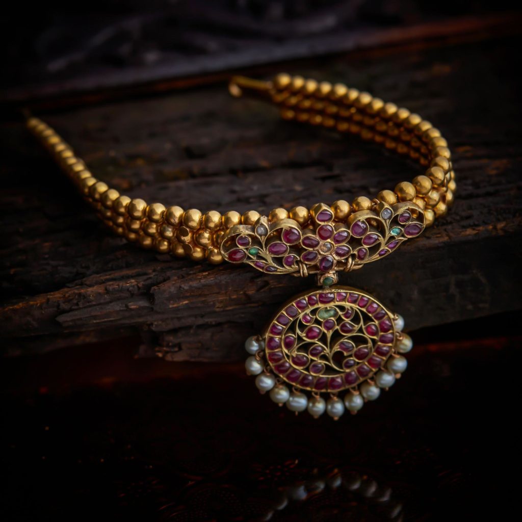 Old Antique Makri Pendant with Gundu Necklace - Navrathan Jewelers
