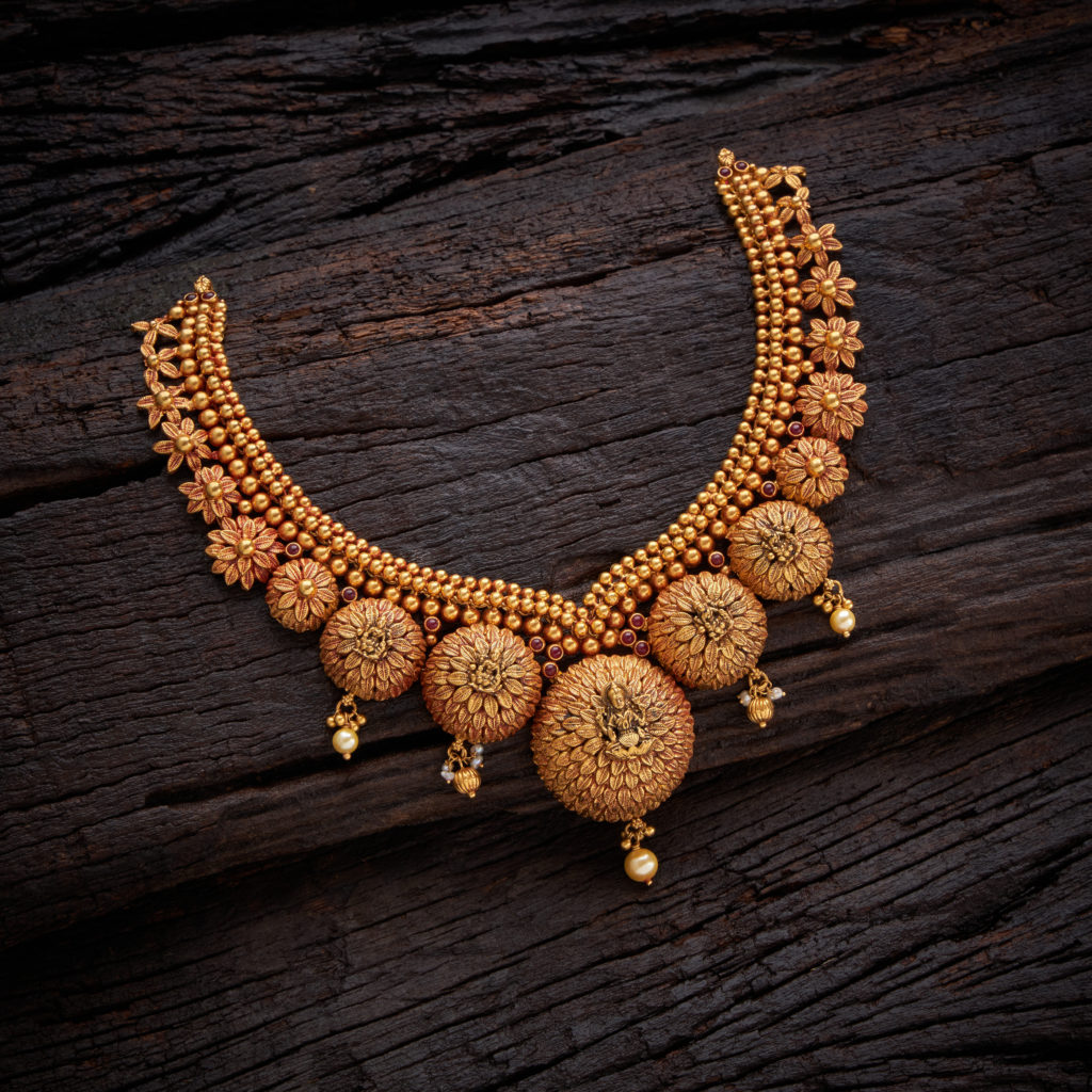 Stay trendy with these latest gold jewellery designs | Navrathan ...