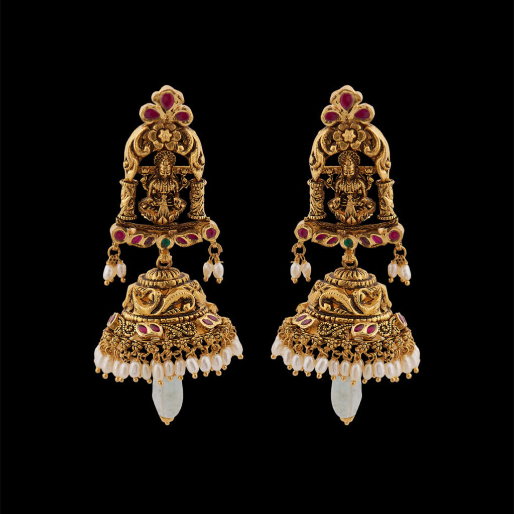 Jhumkas - A Perfect Accompaniment