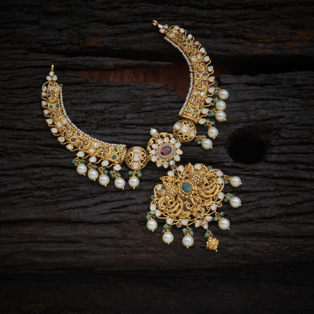 Antique gold necklace with pearls - Antique Gold Jewellery Designs