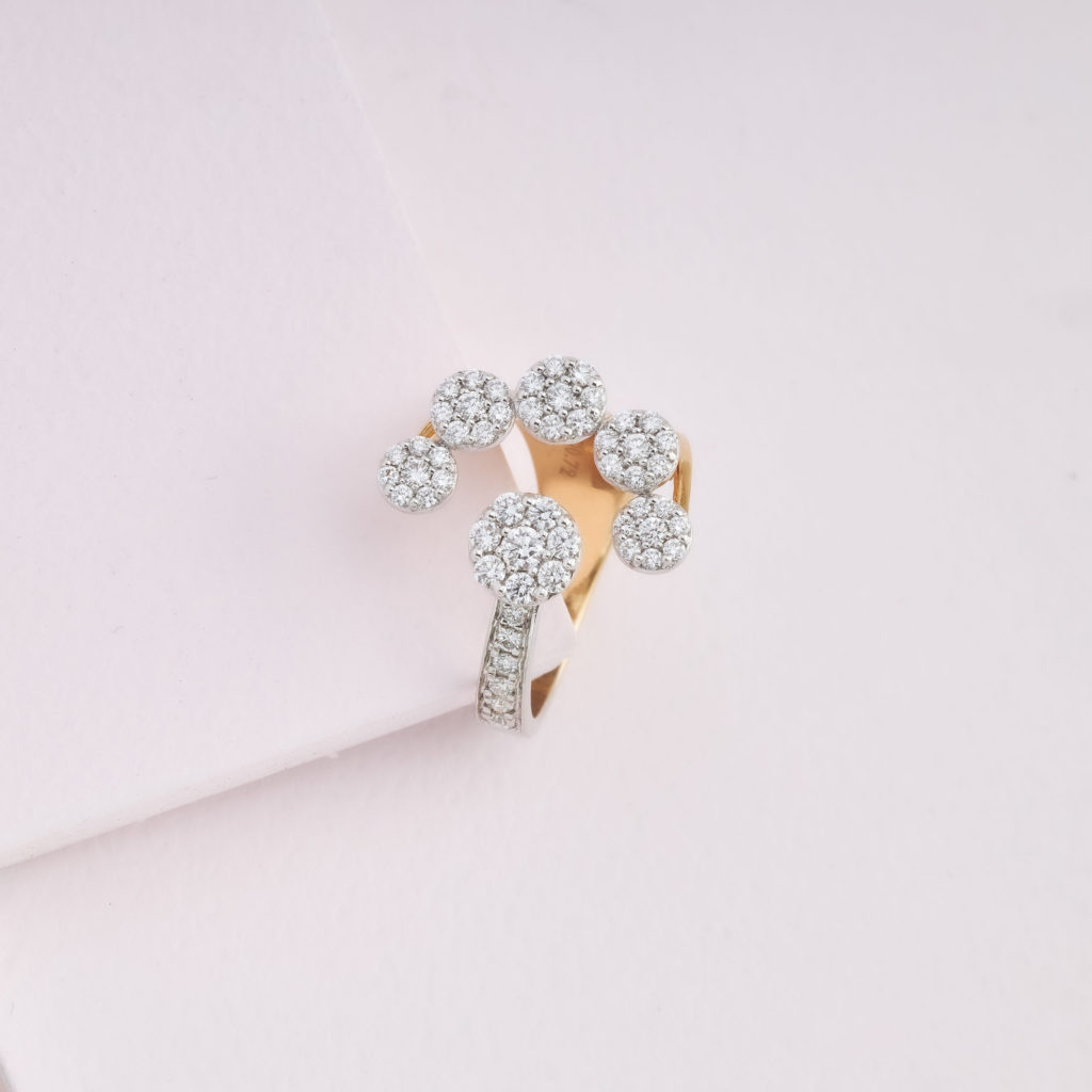 Delightful Diamond Ring - Latest Diamond Ring Jewellery DesignDelightful Diamond Ring - Latest Diamond Ring Jewellery Design