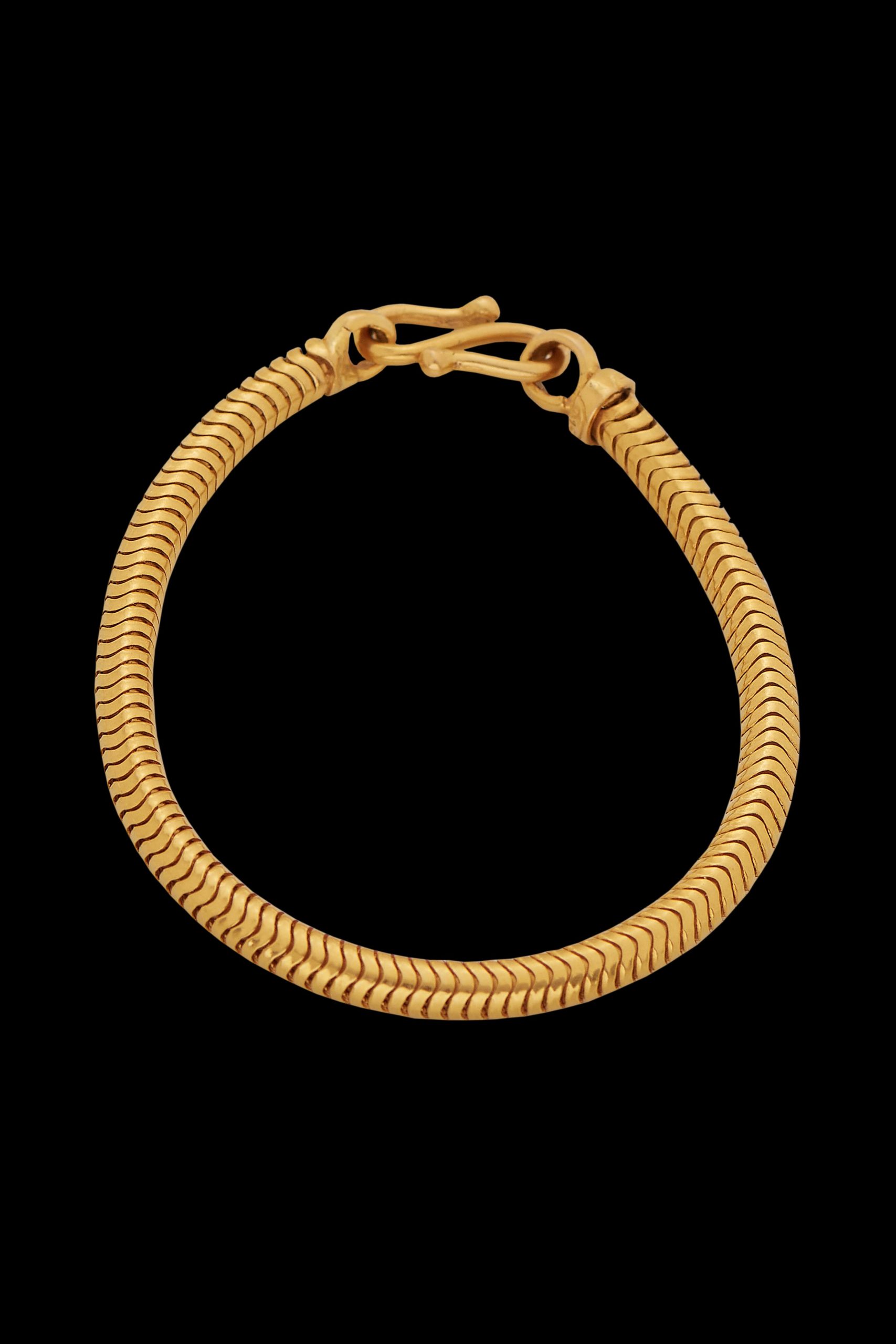 SLEEK MENS GOLD BRACELET