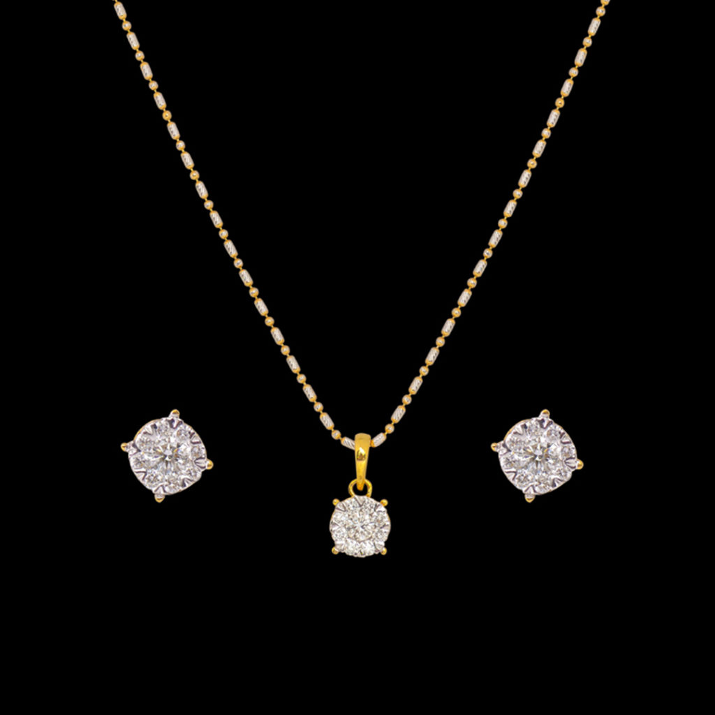 Elegant Solitaire Diamond Chain Pendant-Diamond Jewellery Designs